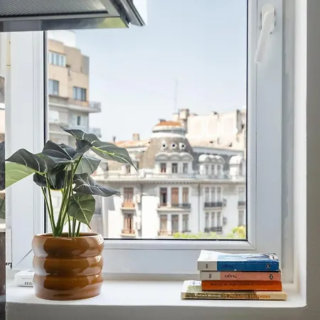Chic & 3br Retreat In The Historic Center Daire *