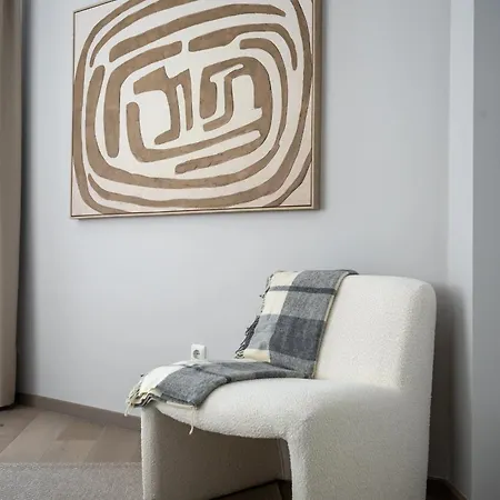 Apartment Chic & 3br Retreat In The Historic Center Bucharest