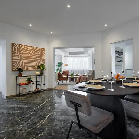 Chic & 3br Retreat In The Historic Center