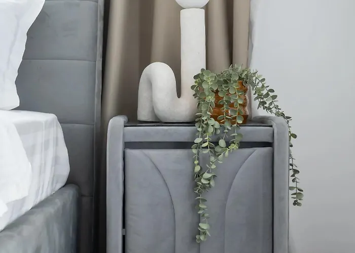 Chic & 3br Retreat In The Historic Center Apartament *