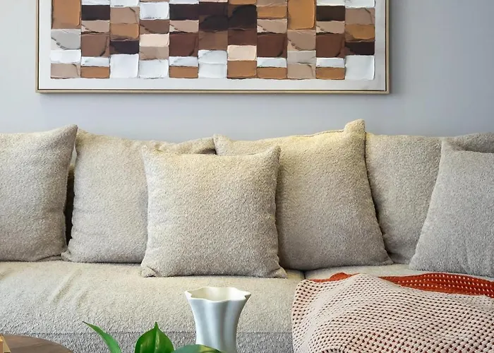 Chic & 3br Retreat In The Historic Center Lägenhet Bukarest