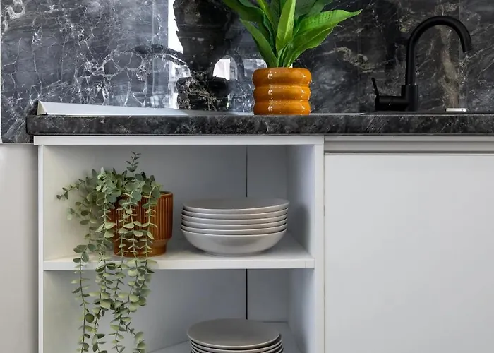 Chic & 3br Retreat In The Historic Center *