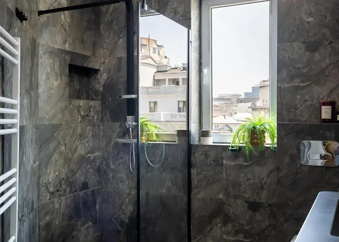 Apartament Chic & 3br Retreat In The Historic Center