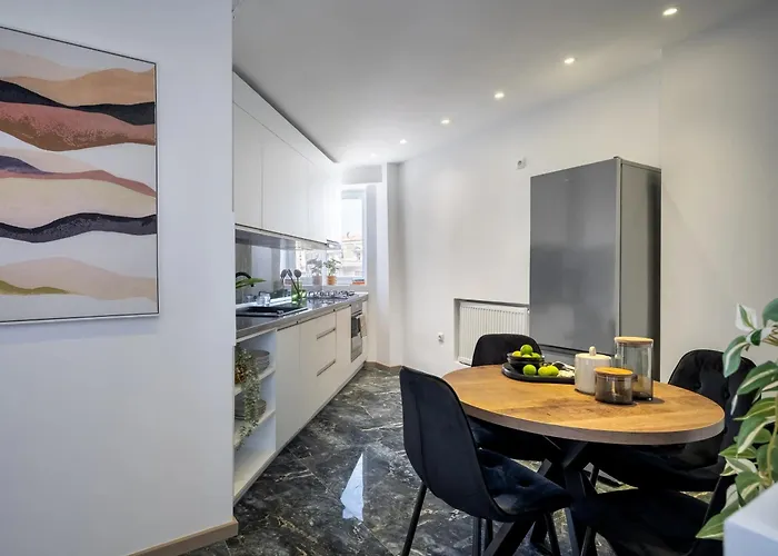 Chic & 3br Retreat In The Historic Center *