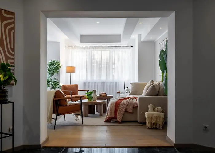 Chic & 3br Retreat In The Historic Center Apartament *