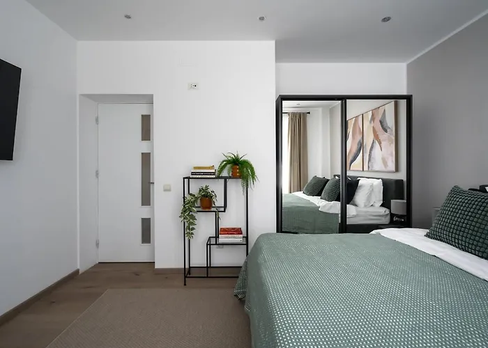 Chic & 3br Retreat In The Historic Center *