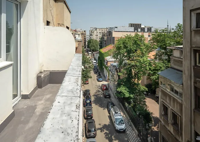 Chic & 3br Retreat In The Historic Center * Bucarest