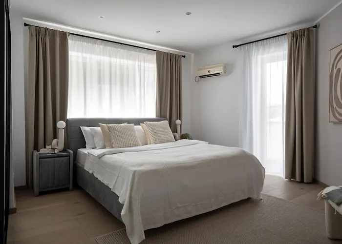 Chic & 3br Retreat In The Historic Center Apartmán