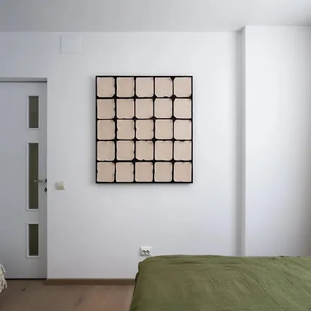 Chic & 3br Retreat In The Historic Center * בוקרשט