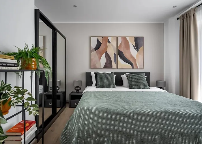 Daire Chic & 3br Retreat In The Historic Center *