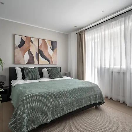 Apartament Chic & 3br Retreat In The Historic Center *